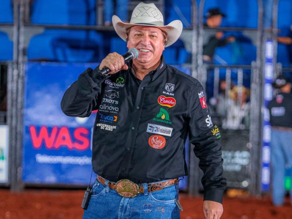 Voz do Rodeio: Almir Cambra, o Locutor de Rodeio que Encanta o Mundo Country |